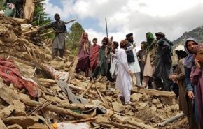 ايران تنشئ 3 مخيمات في افغانستان لايواء منكوبي الزلزال