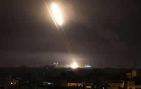 إيلات تتعرض لضربة صاروخية قادمة من اليمن! (فيديو)

