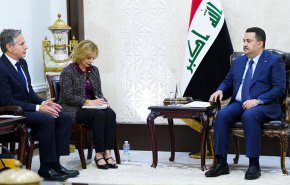 رئيس الوزراء العراقي يستقبل وزير الخارجية الأمريكي