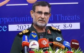 قائد بحرية حرس الثورة: على استعداد تام للدفاع عن ايران