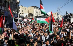 تظاهرات ضخمة في عمان تنددا بمجازر الاحتلال