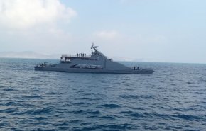 رزمایش مشترک دریایی امداد و نجات ایران و عمان در تنگه هرمز برگزار شد
