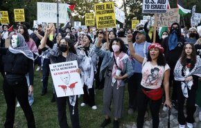 «جوی نسل کُش»؛ شعار حامیان فلسطین در تجمع انتخاباتی بایدن در کالیفرنیا
