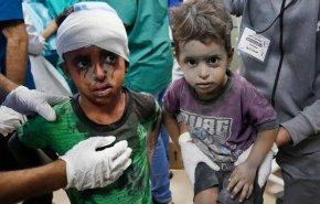 گزارش العالم از انتقال مجروحان غزه با گاری