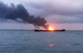 گزارش‌ها از انفجار نزدیک یک کشتی در تنگه «باب‌المندب»

