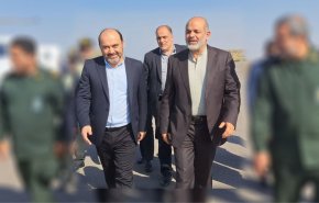 وزير الداخلية يتفقد جزيرة بوموسى الايرانية الستراتيجية