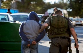 الاحتلال يعتقل 24 فلسطينيا من الضفة غالبيتهم من القدس