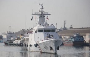 مجموعة السلام والصداقة الباكستانية البحرية ترسو في بندر عباس