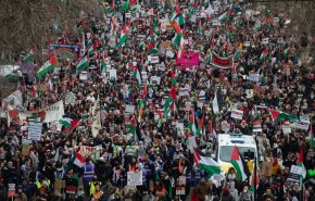 تظاهرات هزاران نفری ساکنان شهر لندن به نشانه همبستگی با غزه
