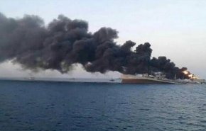 مقام‌های آمریکایی: یک نفتکش با موشک ضد کشتی هدف قرار گرفت

