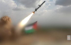 القوات اليمنية تستهدف العمق الصهيوني بعدد من الصواريخِ الباليستية