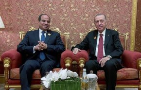 أردوغان يصل القاهرة لأول مرة منذ 12 عاما