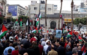 مدن الضفة تشهد مسيرات حاشدة تنديدا بالحرب على غزة