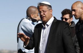استياء وزير الأمن الاسرائيلي في موقع عملية قرب القدس 