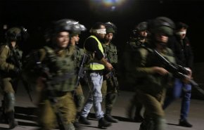 اعتقال 40 فلسطيني في الضفة الغربية خلال 24 ساعة 
