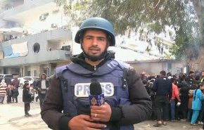 من داخل مجمع الشفاء بغزة.. الإحتلال يعتقل مراسل الجزيرة 