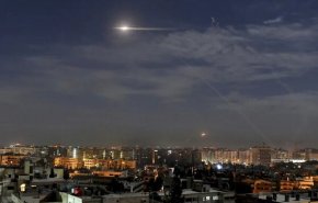 حمله هوایی رژیم صهیونیستی به حومه دمشق+ فیلم