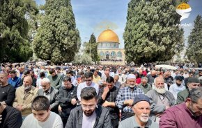 حضور ۱۲۵ هزار فلسطینی در نماز جمعه مسجدالاقصی