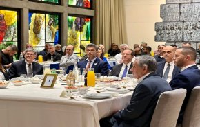 حضور سفیر امارات در ضیافت افطار با رئیس رژیم صهیونیستی