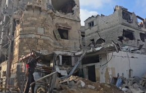 طائرات حربية إسرائيلية تدمر مسجد الشيخ زكريا التاريخي في غزة
