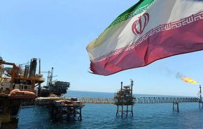 صادرات إيران النفطية تبلغ ذروتها قبل عودة العقوبات الأميركية عام 2018