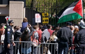 اعتقال 100 طالب خلال مظاهرة مؤيدة للفلسطينيين بجامعة بوسطن