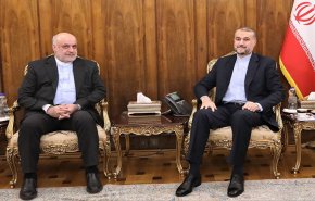 وزير الخارجية الإيرانية يؤكد على توسيع العلاقات مع لبنان