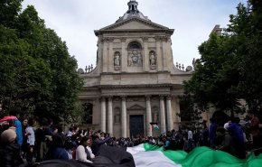 انضمام طلاب ثانويات فرنسية إلى الحركة الطلابية ضد الحرب على غزة