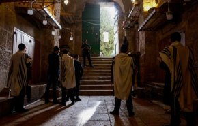 بالتزامن مع ذكرى النكبة: مجموعات متطرفة تهدد برفع علم الاحتلال بكثافة في المسجد الأقصى