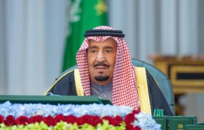 فحوصات طبية للملك السعودي إثر معاناته من ارتفاع الحرارة