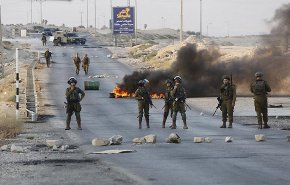 الاحتلال يشدد إجراءاته العسكرية على حاجز الحمرا العسكري