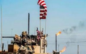 استهداف القاعدة الأمريكية بحقل العمر النفطي بدير الزور السورية بـ3 صواريخ
