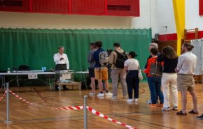 تحالف اليسار في المرتبة الأولى أمام معسكر ماكرون واليمين المتطرف