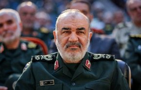 قائد حرس الثورة يبعث برسالة هامة الى السيد حسن نصرالله