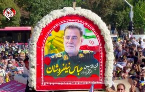شاهد: شوارع أصفهان تغص بمشيعي الشهيد القائد نيلفروشان