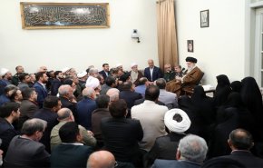 قائد الثورة: الكيان الصهيوني هُزم لكن الهزيمة الأكبر من نصيب الغرب