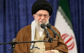 رهبر انقلاب: پایگاه‌های آمریکا در سوریه زیر پای جوانان سوری لگدمال خواهد شد