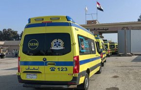 الدفعة الأولى من المصابين والجرحى الفلسطينيين تصل المستشفيات المصرية
