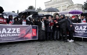 حماس تدعو لحراك عالمي أيام الجمعة والسبت والأحد رفضا للتهجير
