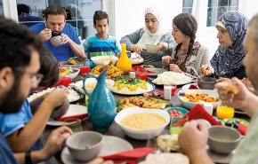 بماذا تبدأ الفطور في رمضان؟ إبدأ بكوب ماء وانتظر11دقيقة..