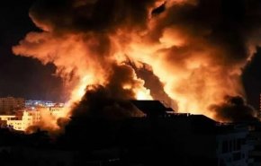 صنعاء تتوعد بالتصعيد على الغارات الأميركية.. هل تعيد المواجهات في البحار؟