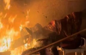 استشهاد صحفي جراء قصف الاحتلال خيمة للصحفيين في غزة بشكل متعمد + فيديو