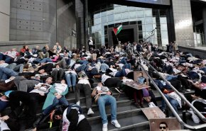 مئات المتظاهرين في فرنسا احتجاجا على استهداف الصحافيين في غزة