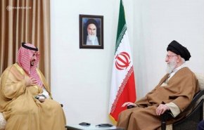 قائد الثورة لخالد بن سلمان: الاعداء يعارضون توسيع العلاقات الايرانية السعودية