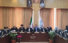 غريب آبادي: تخصيب اليورانيوم ’خط أحمر’ غير قابل للتفاوض
