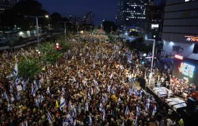 المعارضة الإسرائيلية تقول إن نتنياهو خطر على أمن الكيان ويجب أن يرحل