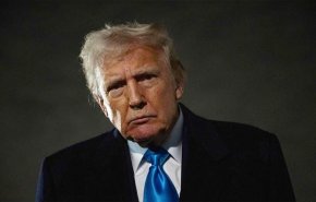 استطلاع: شعبية ترامب تتراجع لأدنى مستوى لها منذ عودته للبيت الأبيض