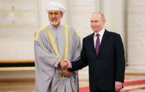 بوتين يدعو سلطان عمان للمشاركة في ’قمة روسيا والدول العربية’