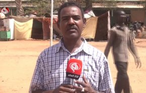 النازحون في السودان يطالبون المنظمات الدولية بإنقاذ الاطفال وكبار السن