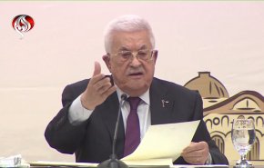 عباس يهاجم حماس ويطالبها بتسليم السلاح والتحول لحزب سياسي